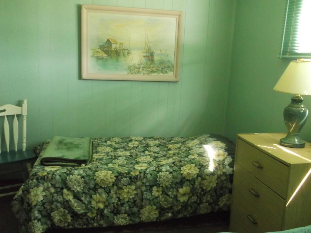 Chalkley'S Sandy Bay Cottage Resort Nipissing Beach Екстериор снимка