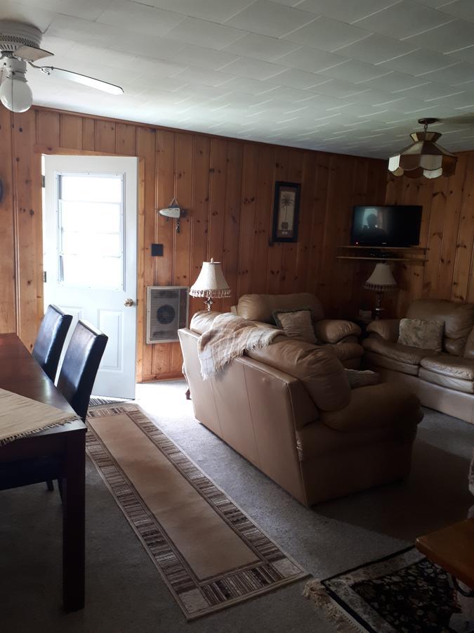 Chalkley'S Sandy Bay Cottage Resort Nipissing Beach Екстериор снимка