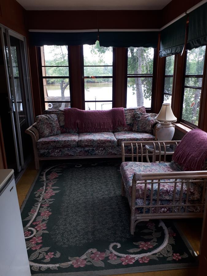 Chalkley'S Sandy Bay Cottage Resort Nipissing Beach Екстериор снимка