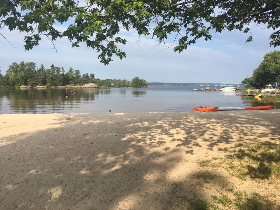 Chalkley'S Sandy Bay Cottage Resort Nipissing Beach Екстериор снимка